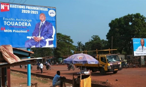 Central African Republic votes under threat of violence