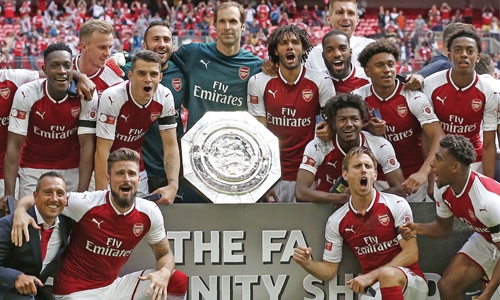 Arsenal win Community Shield