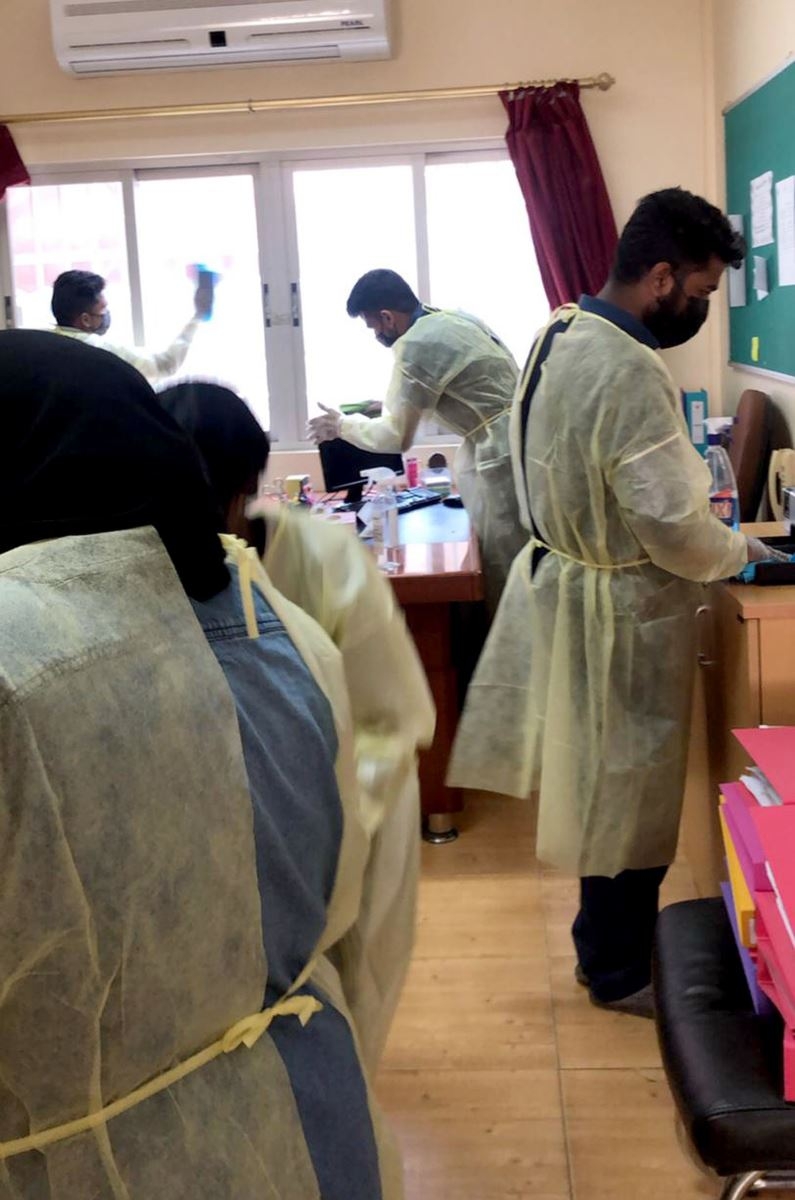 The educational services sector ends with the sterilization of school facilities and buses. The educational services sector ends with the sterilization of school facilities and buses.