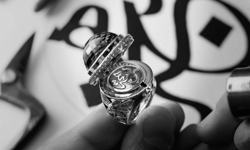 Azza Fahmy brings Middle Eastern style to London