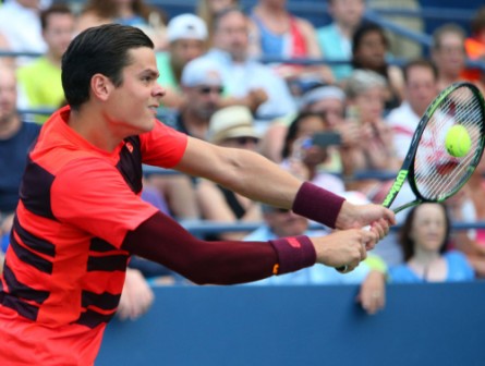 Raonic wins Saint Petersburg Open