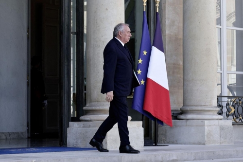 French far right, hard left reject compromise deal to save PM