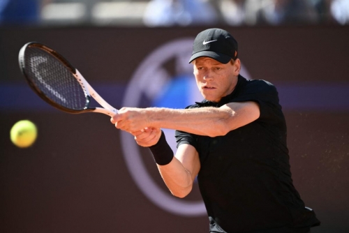 Sinner eases into Italian Open last 16, Osaka dumped out 