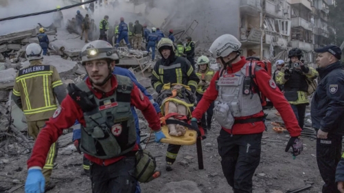 Russian Missile and Drone Strike on Kyiv Kills One and Injures Over 30 in Overnight Attack Russian Missile and Drone Strike on Kyiv Kills One and Injures Over 30 in Overnight Attack