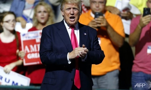 Doctor who praised Trump's health says he wrote note in a rush