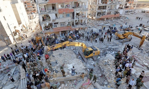 Quake toll reaches 540,  survivors plead for help