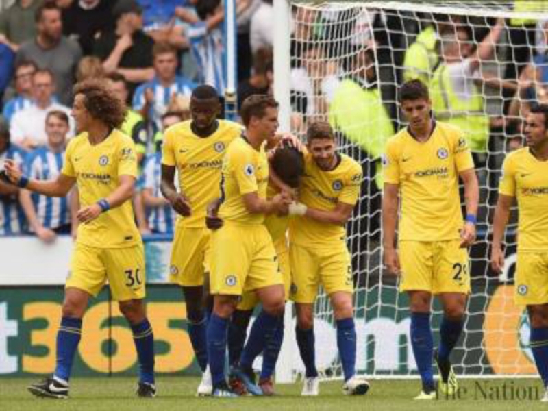 Chelsea, Spurs off to winning starts