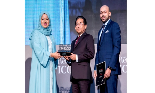 Joyalukkas wins the coveted RetailME ICONS award Joyalukkas wins the coveted RetailME ICONS award