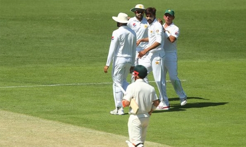 Quickfire Pakistan double slows Australia Quickfire Pakistan double slows Australia
