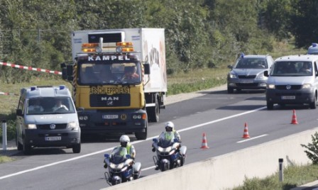 Austrian migrant tragedy 'offends humanity': Pope