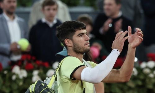 Rublev sends Alcaraz crashing in Madrid Rublev sends Alcaraz crashing in Madrid