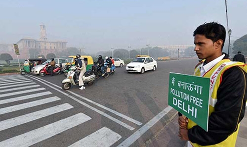 Air pollution drops by 50 per cent in Delhi