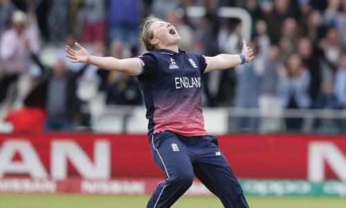 England lift World Cup England lift World Cup