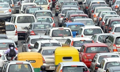 Smog-choked Delhi gears up for car ban