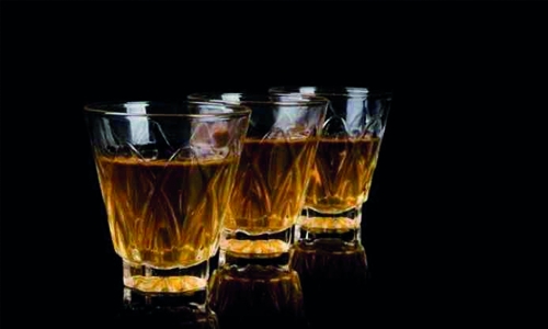 Man, woman arrested for illegal liquor trade