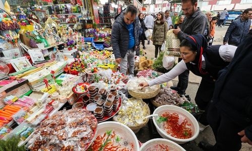 Iranians face dilemma as New Year and Ramadan coincide
