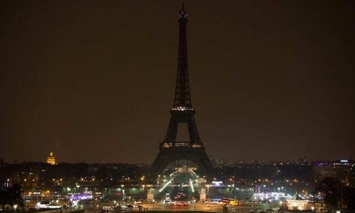 Eiffel Tower, Louvre, Versailles go dark as France deals with energy crisis