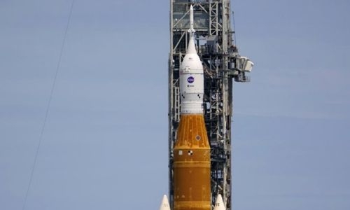 NASA aims for second take of new moon rocket NASA aims for second take of new moon rocket