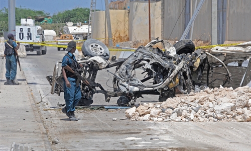 Suicide bombers target Mogadishu checkpoint, hotel