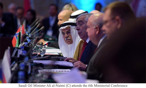 Saudi Arabia and Russia 'agree to freeze oil production'