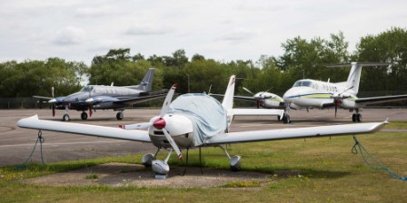 Bin Laden relatives killed in UK plane crash Bin Laden relatives killed in UK plane crash