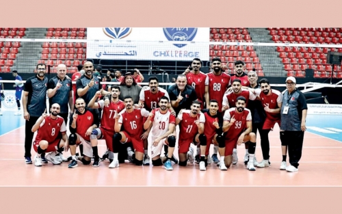 Spikers start strong