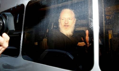 UK gives go-ahead to US extradition of WikiLeaks' founder Julian Assange