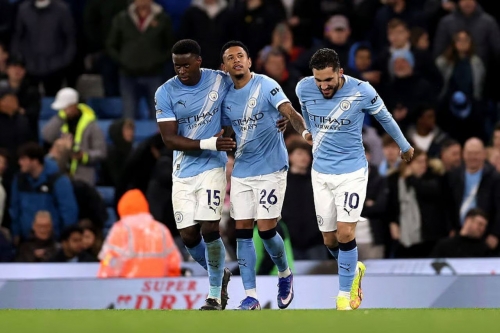 City Keep Title Hopes Alive City Keep Title Hopes Alive
