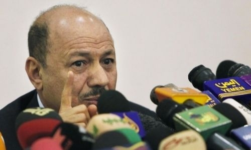 Yemen swears in presidential body after Hadi stepped aside