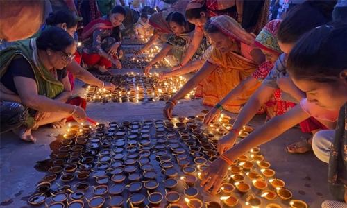 Indians celebrate festival of light amid Covid-19 fears