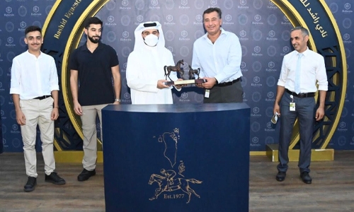 Al Aafoor wins feature in season-opening races
