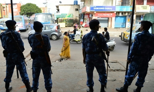Indian police gun down escaped Islamist prisoners