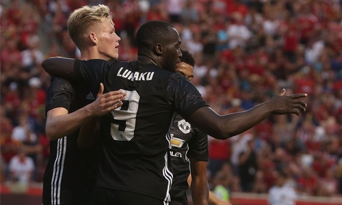 Lukaku opens account as Man United win