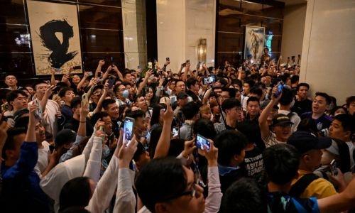 Messi gets superstar's welcome in China ahead of Australia friendly Messi gets superstar's welcome in China ahead of Australia friendly