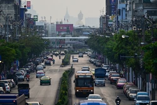 Health warnings as Bangkok chokes on pollution