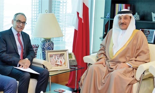 Minister receives UK ambassador Minister receives UK ambassador