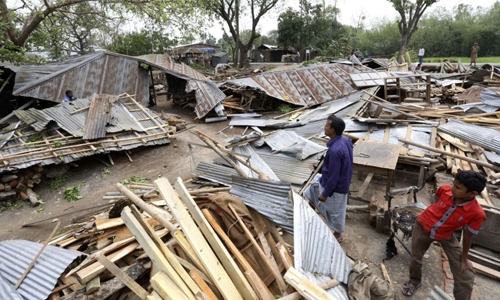 Storms Kill At Least 33 In Bangladesh Storms Kill At Least 33 In Bangladesh