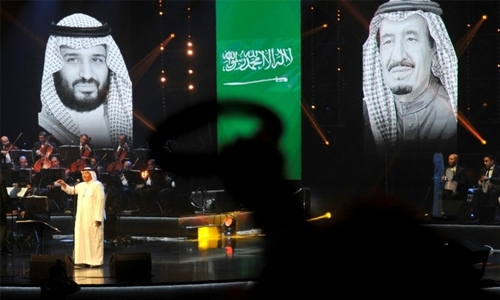 Saudi 'Paul McCartney' in rare concert Saudi 'Paul McCartney' in rare concert