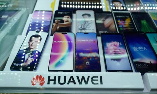 Japan to ban govt use of Huawei, ZTE products : report Japan to ban govt use of Huawei, ZTE products : report