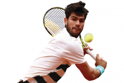 Alcaraz cruises in French Open opener Alcaraz cruises in French Open opener