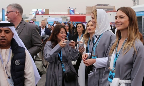 Saudi cabinet approves tourism visa for foreign travellers: media Saudi cabinet approves tourism visa for foreign travellers: media