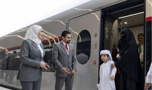 Etihad Rail Begins Operations