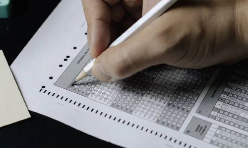 11-year-old UK boy has IQ higher than Albert Einstein, Stephen Hawking 