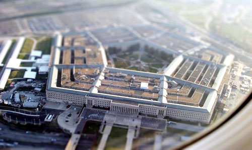 Pentagon working to 'take out' Islamic State's Internet