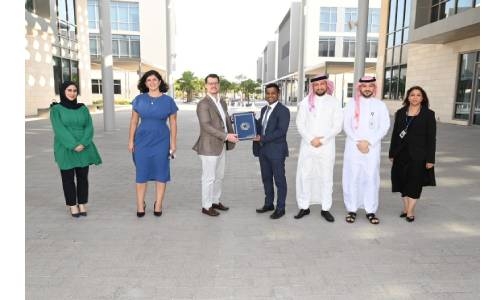 Ahli United Bank grants scholarships to American University of Bahrain students