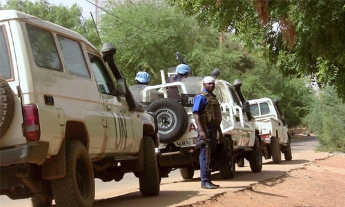 One soldier dead, UN base attacked in Mali