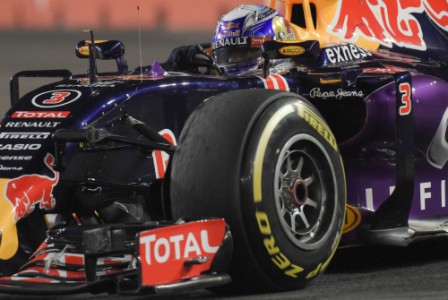 Red Bull threaten to quit over engine crisis
