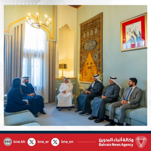 Award winning Bahraini Architects meets HRH the Crown Prince and Prime Minister Award winning Bahraini Architects meets HRH the Crown Prince and Prime Minister