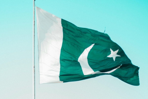 Massive explosion in northwest Pakistan kills ten, dozens injured Massive explosion in northwest Pakistan kills ten, dozens injured