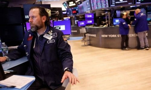 US tech stocks help Wall Street flirt with records US tech stocks help Wall Street flirt with records